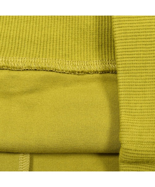 BeBe（ベベ）の「BeBe/ストレッチポンチポケットロゴバックプリントトレーナー(100~150cm)（スウェット・キッズ・イエロー/ブラック・110/120/150/130/100/140）」の18枚目の写真