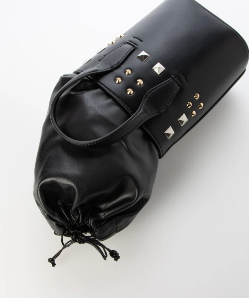 kakatoo（カカトゥ）の「カカトゥ kakatoo / ミックススタッズバケツ型2wayトート（ショルダーバッグ・レディース・アイボリー/ブラック/ラベンダー・FREE）」の10枚目の写真