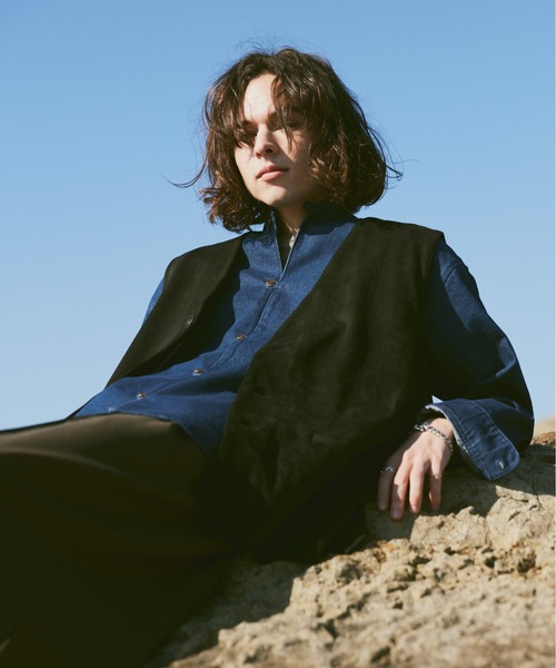 CASPER JOHN（キャスパージョン）の「Fake suede vest/フェイク