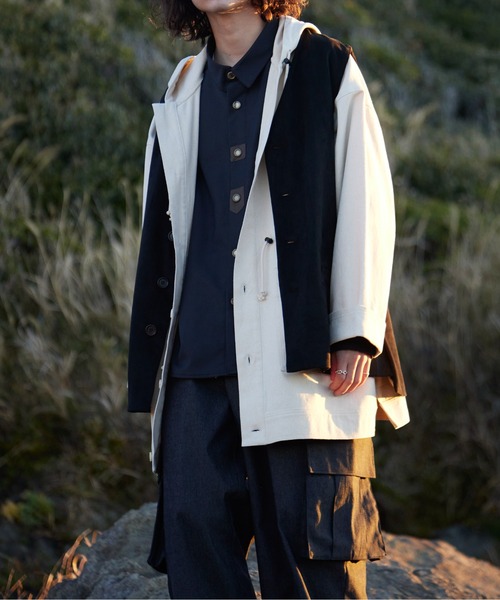 CASPER JOHN（キャスパージョン）の「Fake suede vest/フェイクスウェードベスト（ベスト・メンズ・ベージュ/ブラック・SMALL/MEDIUM/LARGE）」の17枚目の写真