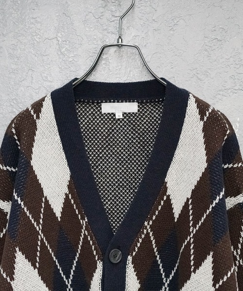 MinoriTY（マイノリティ）の「【MinoirTY]】ウォッシャブル素材アーガイル柄ビッグシルエットカーディガン ニット メンズ オーバーサイズ ルーズフィット 秋服 冬服（カーディガン/ボレロ・メンズ・ブラウン/グリーン/ベージュ/ブルー/ブラック/ダークブラウン・M/L/S）」の18枚目の写真