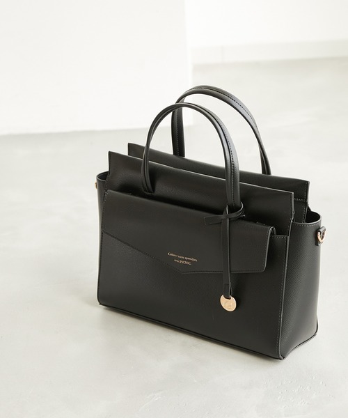 ROPE' PICNIC(ロペピクニック)の「マルチウェイカンガルートート&クラッチショルダーバッグ(ショルダーバッグ・レディース・ブラック/キナリ・FREE)」の2枚目の写真