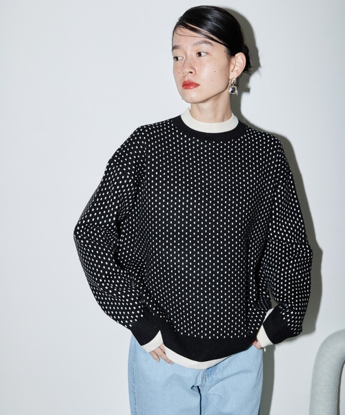 AMERICAN HOLIC（アメリカンホリック）の「モックネックジャガードニットプルオーバー（ニット/セーター・レディース・ブラック/アイボリー/チェック・L/M）」の2枚目の写真