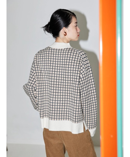 AMERICAN HOLIC（アメリカンホリック）の「モックネックジャガードニットプルオーバー（ニット/セーター・レディース・ブラック/アイボリー/チェック・L/M）」の6枚目の写真