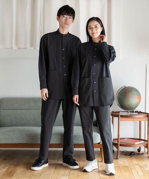 BRICK & SONS(ブリックアンドサンズ)の「リラックスバンドカラーシャツ<ブラック>(シャツ/ブラウス・メンズ・ブラック・XS/S/M/L/LL)」の2枚目の写真