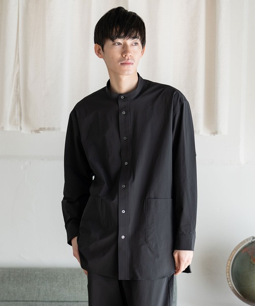 BRICK & SONS(ブリックアンドサンズ)の「リラックスバンドカラーシャツ<ブラック>(シャツ/ブラウス・メンズ・ブラック・XS/S/M/L/LL)」の3枚目の写真