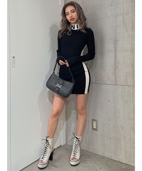 GYDA(ジェイダ)の「GGベルト付きハンドバッグ(ハンドバッグ・レディース・オフホワイト/ブラック・FREE)」の10枚目の写真