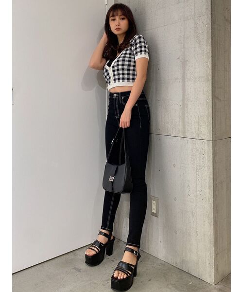 GYDA(ジェイダ)の「GGベルト付きハンドバッグ(ハンドバッグ・レディース・オフホワイト/ブラック・FREE)」の4枚目の写真