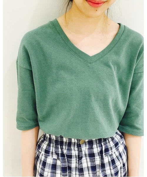 Kastane（カスタネ）の「【Kastane】脇スリット2wayプルオーバー（Tシャツ/カットソー・レディース・オフホワイト/グリーン/ネイビー/ベージュ・FREE）」の3枚目の写真