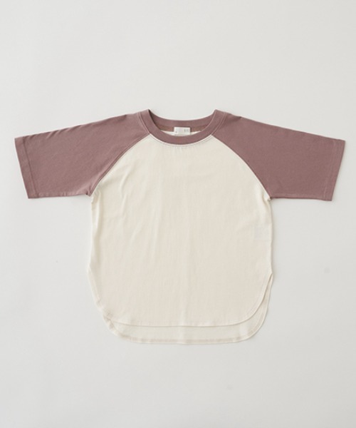 b・ROOM(ビールーム)の「【型崩れしないやわらかコットン】シンプルビッグラグラン半袖Tシャツ(Tシャツ/カットソー・キッズ・グレイッシュベージュ/パープル/イエロー/ミント/チャコール/モカ・110cm/120cm/130cm/140cm/150cm/100cm)」の3枚目の写真
