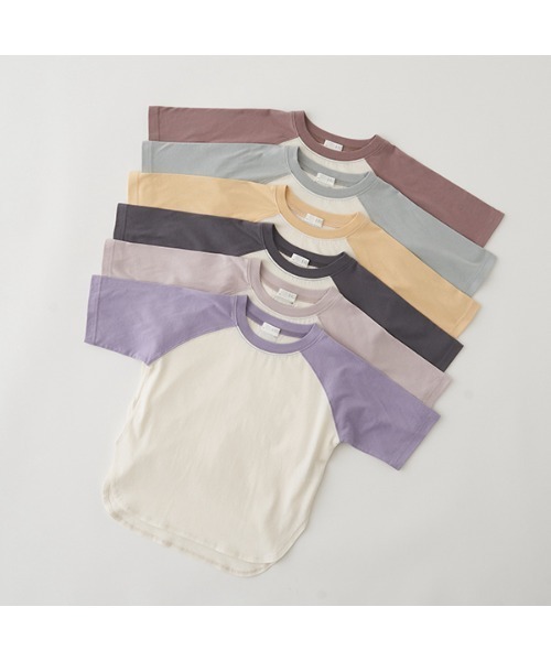 b・ROOM(ビールーム)の「【型崩れしないやわらかコットン】シンプルビッグラグラン半袖Tシャツ(Tシャツ/カットソー・キッズ・グレイッシュベージュ/パープル/イエロー/ミント/チャコール/モカ・110cm/120cm/130cm/140cm/150cm/100cm)」の7枚目の写真