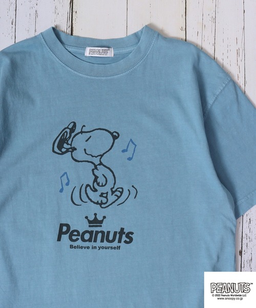 PEANUTS（ピーナッツ）の「PEANUTS スヌーピー 音楽イラスト ピグメント加工 半袖Tシャツ（Tシャツ/カットソー・レディース・カーキ系1/カーキ/ネイビー系1/カーキ系/ネイビー/ネイビー系/カーキ系2/ネイビー系2/ホワイト系/ホワイト/ホワイト系1/ホワイト系2/オレンジ/オレンジ系1/サックスブルー/オレンジ系2/サックスブルー系2/オレンジ系/サックスブルー系/サックスブルー系1/アイボリー系2/アイボリー/アイボリー系1/アイボリー系・M/3L/S/LL/4L/L）」の20枚目の写真