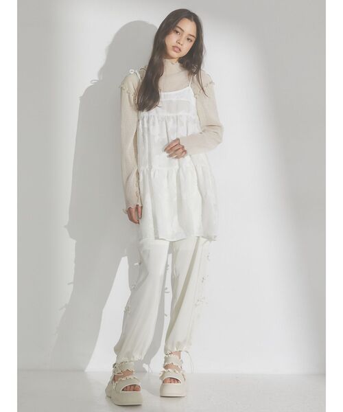 merry jenny（メリージェニー）の「fluffyシアーティアードキャミチュニック（シャツ/ブラウス・レディース・オフホワイト/ブラック・FREE）」の6枚目の写真