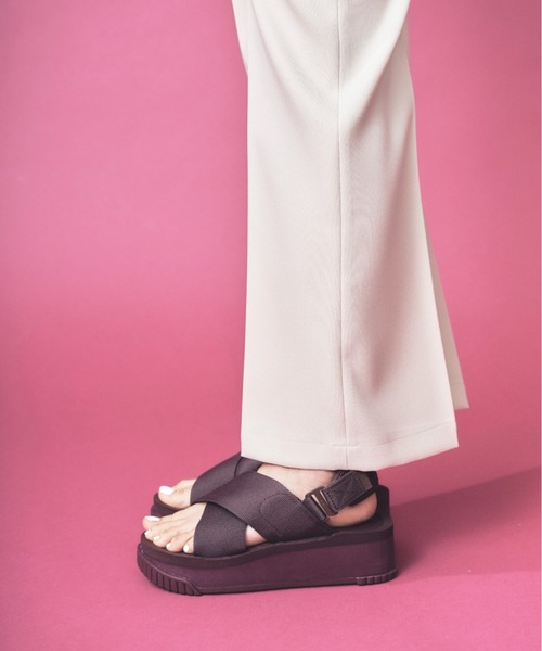 SHAKA(シャカ)の「SHAKA 別注 厚底 SK-109 FIESTA PLATFORM 24SS新作(サンダル・レディース・モカ/ベージュ系その他/ブラック/バーガンディー・22cm/23cm/25cm/26cm/24cm)」の22枚目の写真