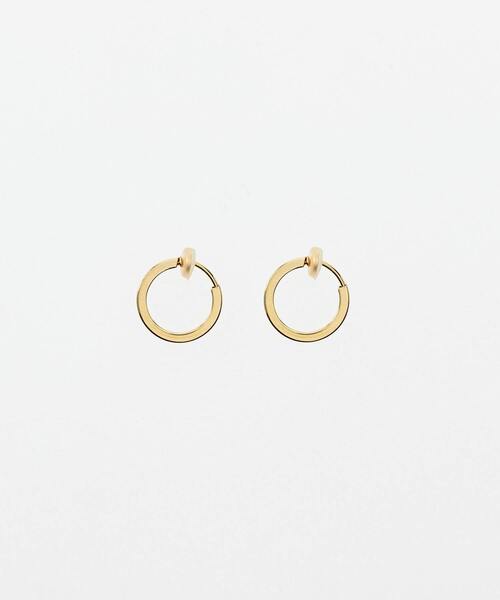 petite robe noire(プティローブノアー)の「petite robe noire /HP000010 角線1.6㎝シンプルフープ(イヤリング・レディース・ゴールド・FREE)」の1枚目の写真