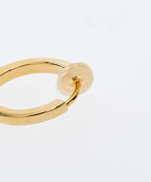 petite robe noire(プティローブノアー)の「petite robe noire /HP000010 角線1.6㎝シンプルフープ(イヤリング・レディース・ゴールド・FREE)」の2枚目の写真