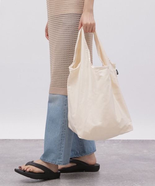 LAKOLE（ラコレ）の「コットンエコバッグ(M) / 907846（トートバッグ・レディース・アイボリー/チャコール・FREE）」の18枚目の写真