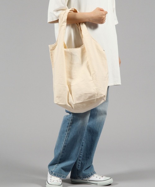 LAKOLE（ラコレ）の「コットンエコバッグ(M) / 907846（トートバッグ・レディース・アイボリー/チャコール・FREE）」の17枚目の写真