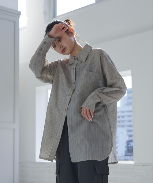 feepur（フェピュール）の「2wayシアーストライプシャツ（シャツ/ブラウス・レディース・グリーン/アイボリー/グレー・MEDIUM）」の4枚目の写真