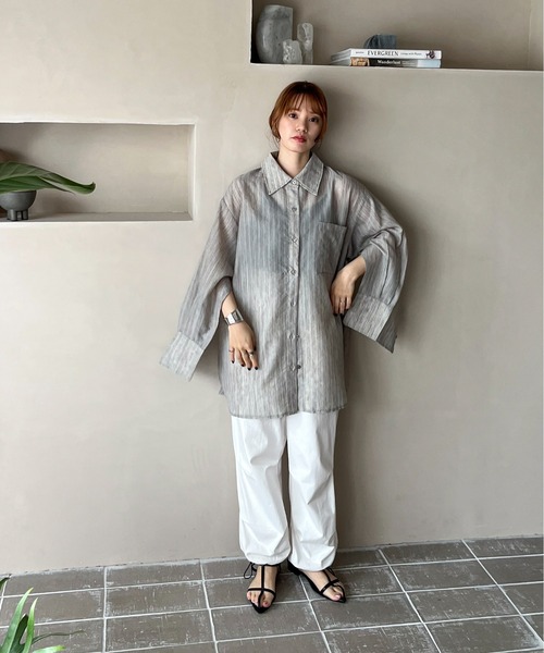 苺パフェ　ビアズリー　シアーストライプ2wayシャツ新品タグ付　再お値下げ セール】2wayシアーストライプシャツ（シャツ/ブラウス