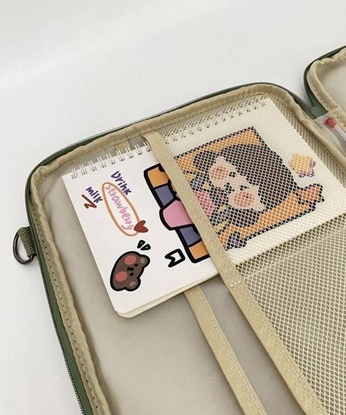 c.u.l(シーユーエル)の「大きいサイズにも対応 ショルダーひも付き タブレットケース iPadケース PCケース ipd9(PC・タブレットケース・レディース・ピンク/ブラック/ベージュ/グリーン・FREE)」の18枚目の写真