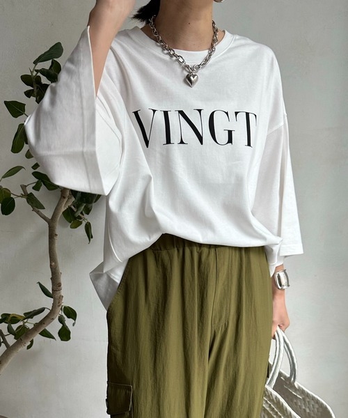DouDou(ドゥドゥ)の「【WEB限定】 VINGT袖スリットTEE(Tシャツ/カットソー・レディース・チャコールグレー/オフホワイト/ベージュ・FREE)」の1枚目の写真