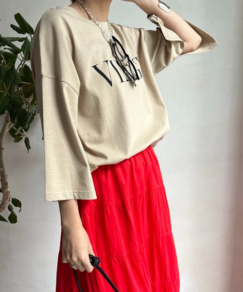 DouDou(ドゥドゥ)の「【WEB限定】 VINGT袖スリットTEE(Tシャツ/カットソー・レディース・チャコールグレー/オフホワイト/ベージュ・FREE)」の14枚目の写真