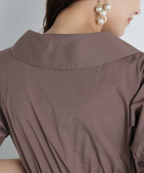 NATURAL BEAUTY BASIC（ナチュラルビューティーベーシック）の「◇ビッグカラーシャツワンピース（シャツワンピース・レディース・ブルー系その他6/ブラック/ブラウン・MEDIUM）」の8枚目の写真