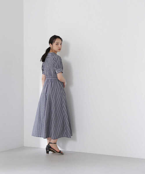 NATURAL BEAUTY BASIC（ナチュラルビューティーベーシック）の「◇ビッグカラーシャツワンピース（シャツワンピース・レディース・ブルー系その他6/ブラック/ブラウン・MEDIUM）」の17枚目の写真