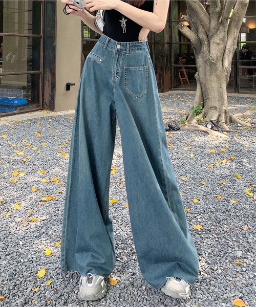 Chick（チック）の「▲ハイウエストワイドロングフレアデニム（デニムパンツ・レディース・ブルー・M/L/S）」の4枚目の写真