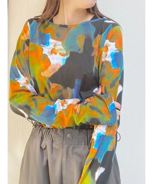 MURUA（ムルーア）の「サムホールトップス【WEB限定ロンTEE】（Tシャツ/カットソー・レディース・ホワイト/ブラック/ダークブラウン/ピンク/イエロー/ブルー/その他1・FREE）」の7枚目の写真