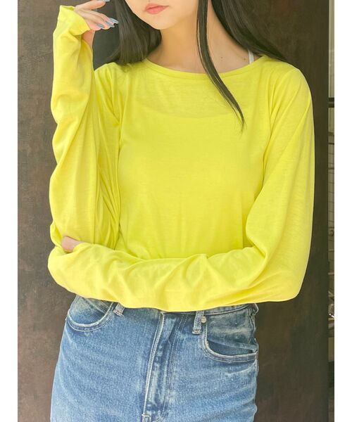 MURUA（ムルーア）の「サムホールトップス【WEB限定ロンTEE】（Tシャツ/カットソー・レディース・ホワイト/ブラック/ダークブラウン/ピンク/イエロー/ブルー/その他1・FREE）」の5枚目の写真