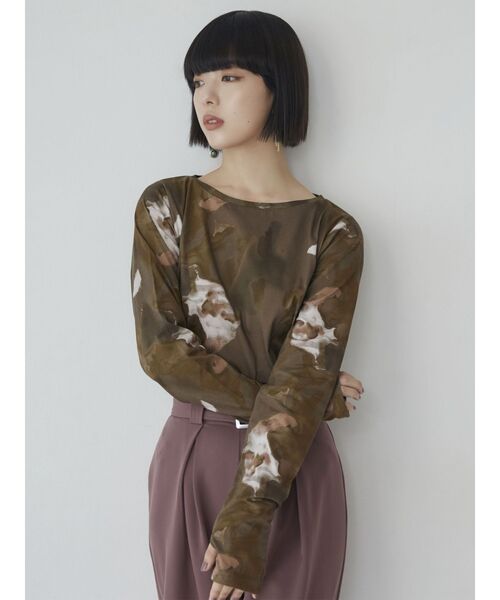 MURUA（ムルーア）の「サムホールトップス【WEB限定ロンTEE】（Tシャツ/カットソー・レディース・ホワイト/ブラック/ダークブラウン/ピンク/イエロー/ブルー/その他1・FREE）」の10枚目の写真