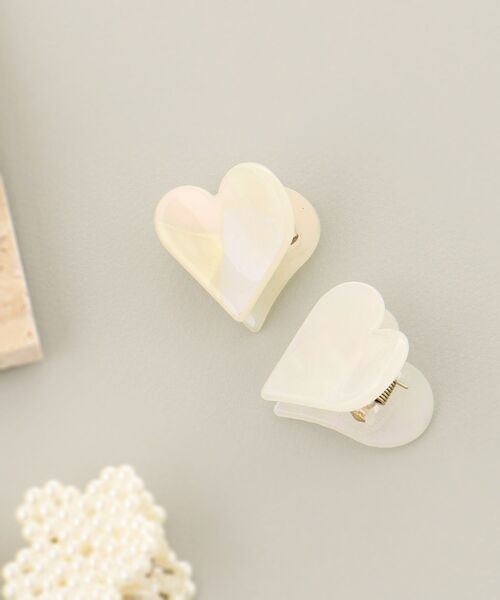 MAJESTIC LEGON(マジェスティックレゴン)の「モチーフミニクリップセット(バレッタ/ヘアクリップ・レディース・ブラック/A/アイボリー・FREE)」の2枚目の写真