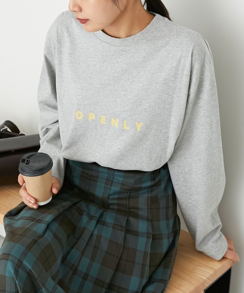 forksy.(フォルクシー)の「【forksy.】オーバーサイズシンプルロゴロンT(Tシャツ/カットソー・レディース・ブラック/オフホワイト/ボルドー/杢グレー/オートミール/ライトピンク/サックスブルー/レッド系/ブラウン・FREE)」の3枚目の写真