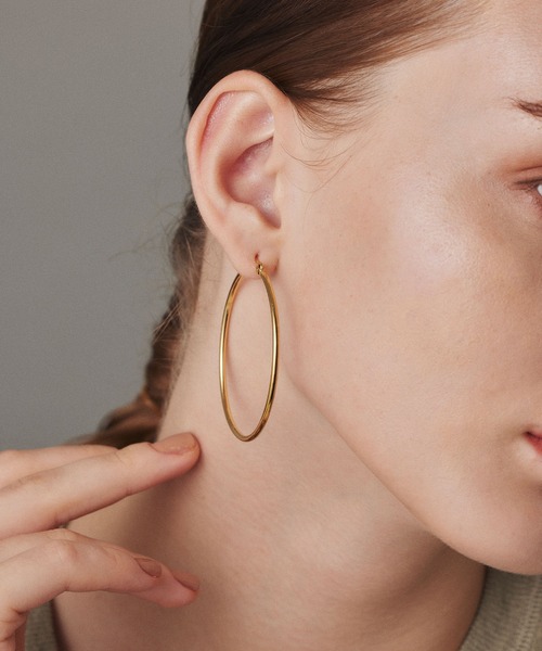 CENE（セネ）の「【CENE】セネ/ループピアス50mm（ピアス（両耳用）・レディース・ゴールド/シルバー・FREE）」の5枚目の写真