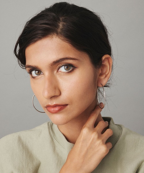 CENE（セネ）の「【CENE】セネ/ループピアス50mm（ピアス（両耳用）・レディース・ゴールド/シルバー・FREE）」の10枚目の写真