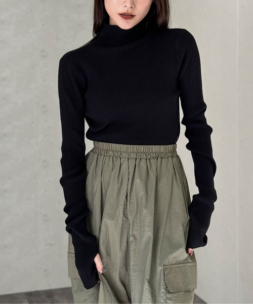 Per sist ence（パーシエンス）の「アームウォーマー風ハイネックリブプルオーバー（ニット/セーター・レディース・ブラック系2/パープル/アイボリー/グレー/ホワイト系2/ホワイト系1/ブラック/ブラック系1・FREE）」の4枚目の写真