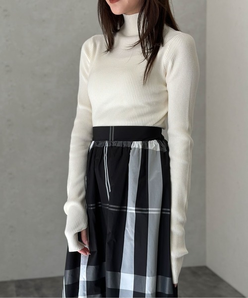 Per sist ence（パーシエンス）の「アームウォーマー風ハイネックリブプルオーバー（ニット/セーター・レディース・ブラック系2/パープル/アイボリー/グレー/ホワイト系2/ホワイト系1/ブラック/ブラック系1・FREE）」の13枚目の写真