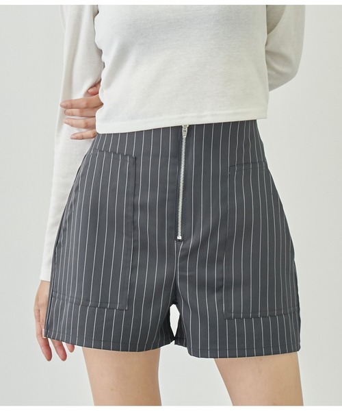 ANAP（アナップ）の「ジップデザインストライプショートパンツ【セットアップ対応】（その他パンツ・レディース・ブラウン/オフホワイト/スミクロ・FREE）」の3枚目の写真