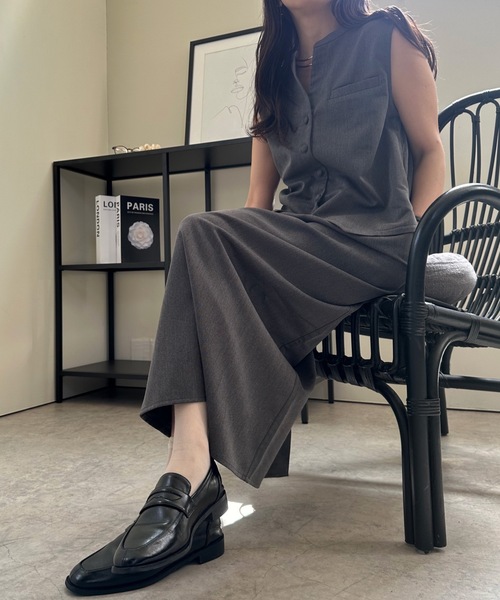 ULEULA（ウルア）の「ベストドッキングワンピース/スーツワンピ（ワンピース・レディース・チャコールグレー/ブラック・FREE）」の5枚目の写真