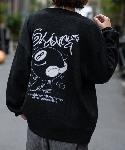 JOHN'S CLOSET(ジョンズクローゼット)の「【13】グラフィックWジャガード クルーネックニット(ニット/セーター・メンズ・オフホワイト/ホワイト系その他2/ブラック系その他/ホワイト系その他/ホワイト系その他3/ブラック系その他2/ブラック/ブラック系その他3/ブルーグレー・LARGE/MEDIUM)」の6枚目の写真