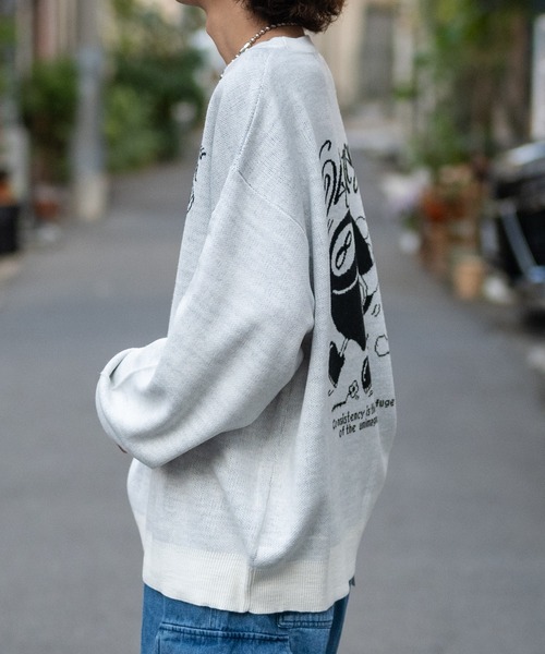 JOHN'S CLOSET(ジョンズクローゼット)の「【13】グラフィックWジャガード クルーネックニット(ニット/セーター・メンズ・オフホワイト/ホワイト系その他2/ブラック系その他/ホワイト系その他/ホワイト系その他3/ブラック系その他2/ブラック/ブラック系その他3/ブルーグレー・LARGE/MEDIUM)」の11枚目の写真