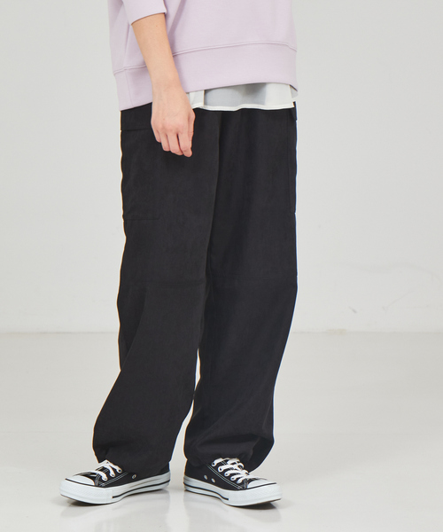 abahouse mavie(アバハウスマヴィ)の「マイクロコール カーゴパンツ(カーゴパンツ・レディース・スモークピンク/ブラック・フリー)」の9枚目の写真