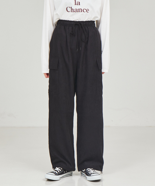 abahouse mavie(アバハウスマヴィ)の「マイクロコール カーゴパンツ(カーゴパンツ・レディース・スモークピンク/ブラック・フリー)」の12枚目の写真