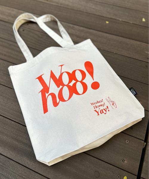 mi via loca（ミヴィアロカ）の「RECYCLED SOFT FABRIC Woohooロゴ トートバッグ（トートバッグ・レディース・レッド/アイボリー/ブラック/ライトグリーン・FREE）」の5枚目の写真