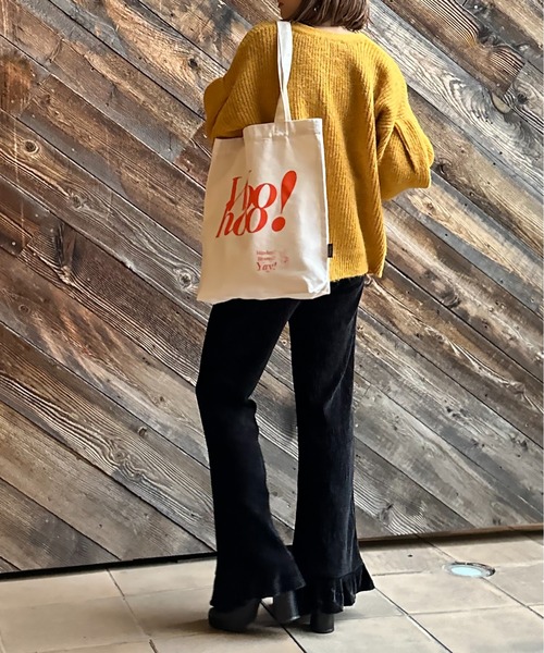 mi via loca（ミヴィアロカ）の「RECYCLED SOFT FABRIC Woohooロゴ トートバッグ（トートバッグ・レディース・レッド/アイボリー/ブラック/ライトグリーン・FREE）」の9枚目の写真