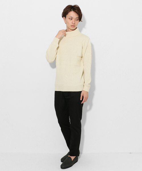 SENSE OF PLACE by URBAN RESEARCH(センスオブプレイスバイアーバンリサーチ)の「-A-ブークレタートルセーター(ニット/セーター・メンズ・ネイビー/ホワイト・M/L)」の9枚目の写真