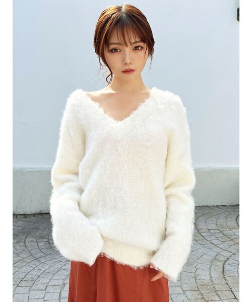 RESEXXY(リゼクシー)の「レイズドVネックルーズニットトップス(ニット/セーター・レディース・ホワイト/オレンジ/ベージュ・FREE)」の5枚目の写真