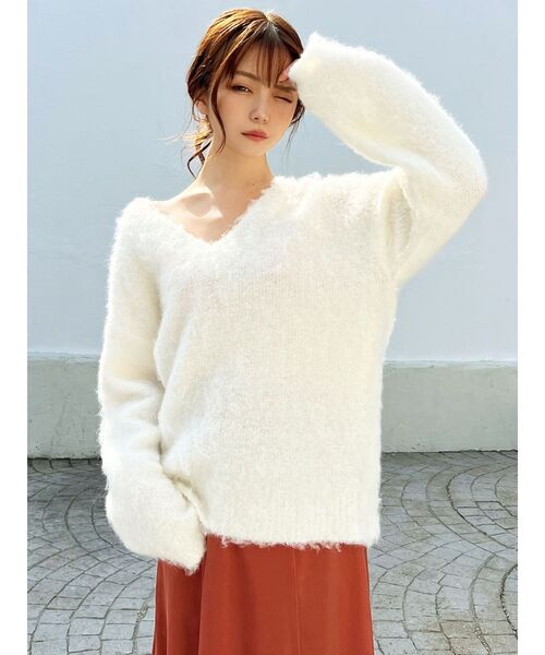 RESEXXY(リゼクシー)の「レイズドVネックルーズニットトップス(ニット/セーター・レディース・ホワイト/オレンジ/ベージュ・FREE)」の6枚目の写真